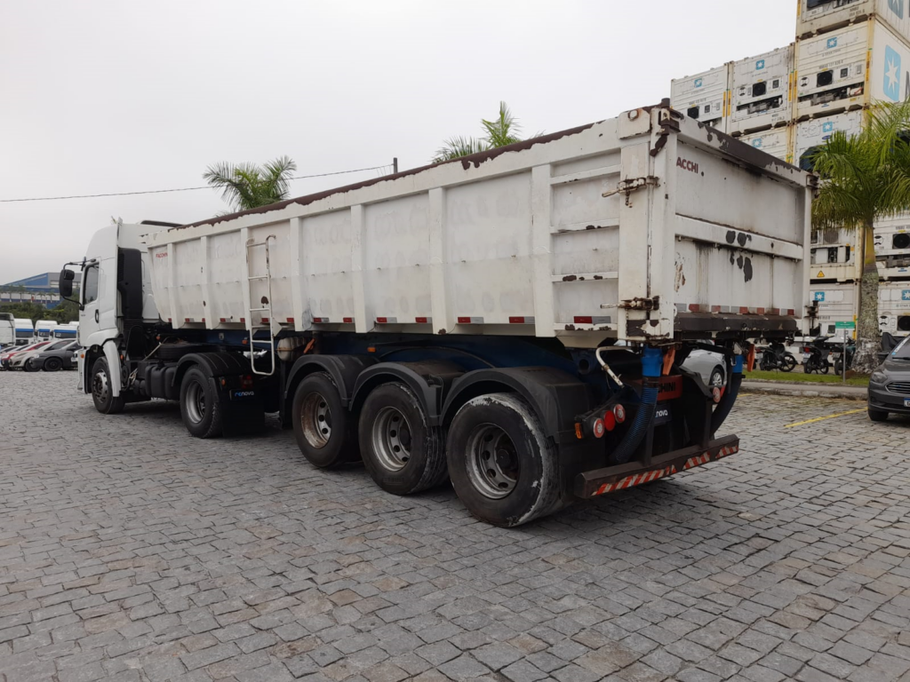 Carreta Caçamba Facchini 3 Eixos Modelo 2013