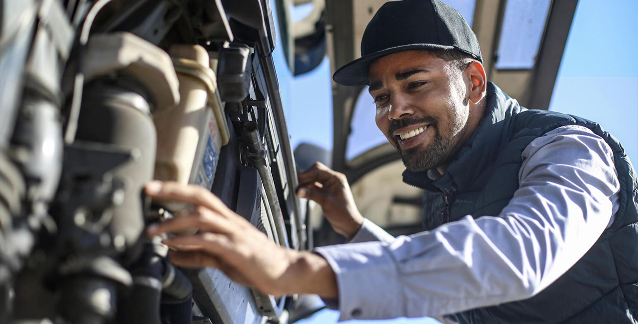 Cuidados essenciais na compra de caminhões seminovos