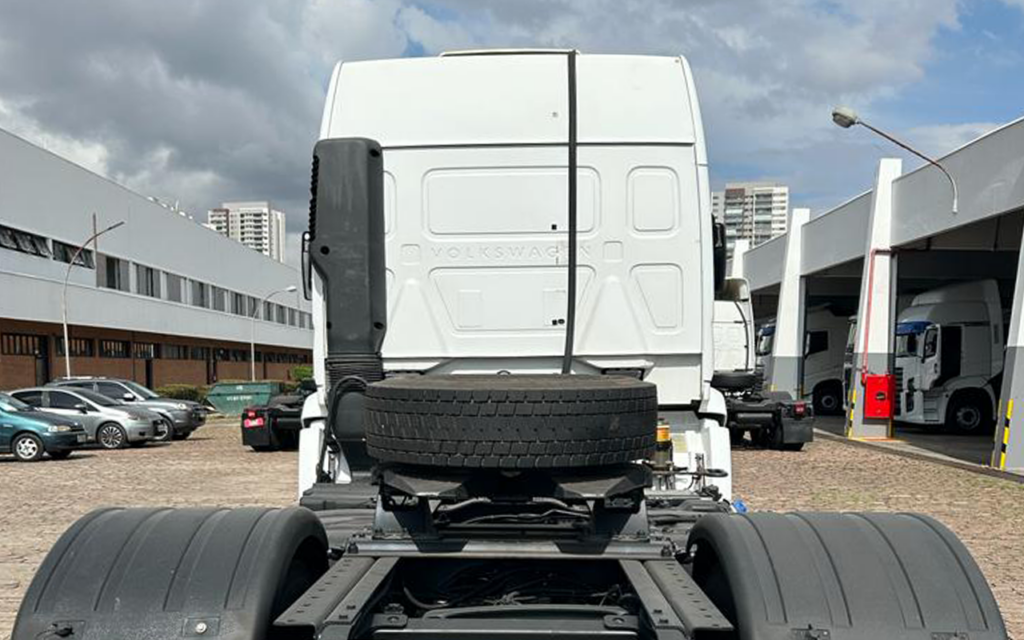 Volkswagen 19.330 Modelo 2021
